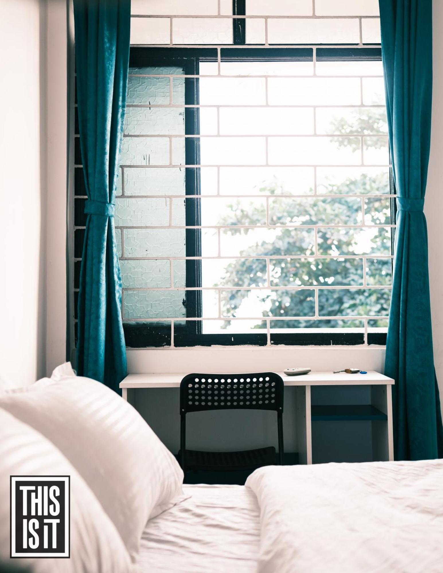This Is It Beachfront - Rooms, Cafe & Events 阿姆波尔 外观 照片