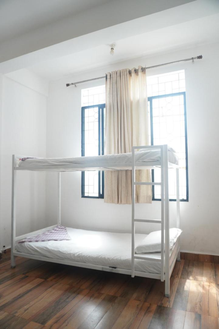 This Is It Beachfront - Rooms, Cafe & Events 阿姆波尔 外观 照片