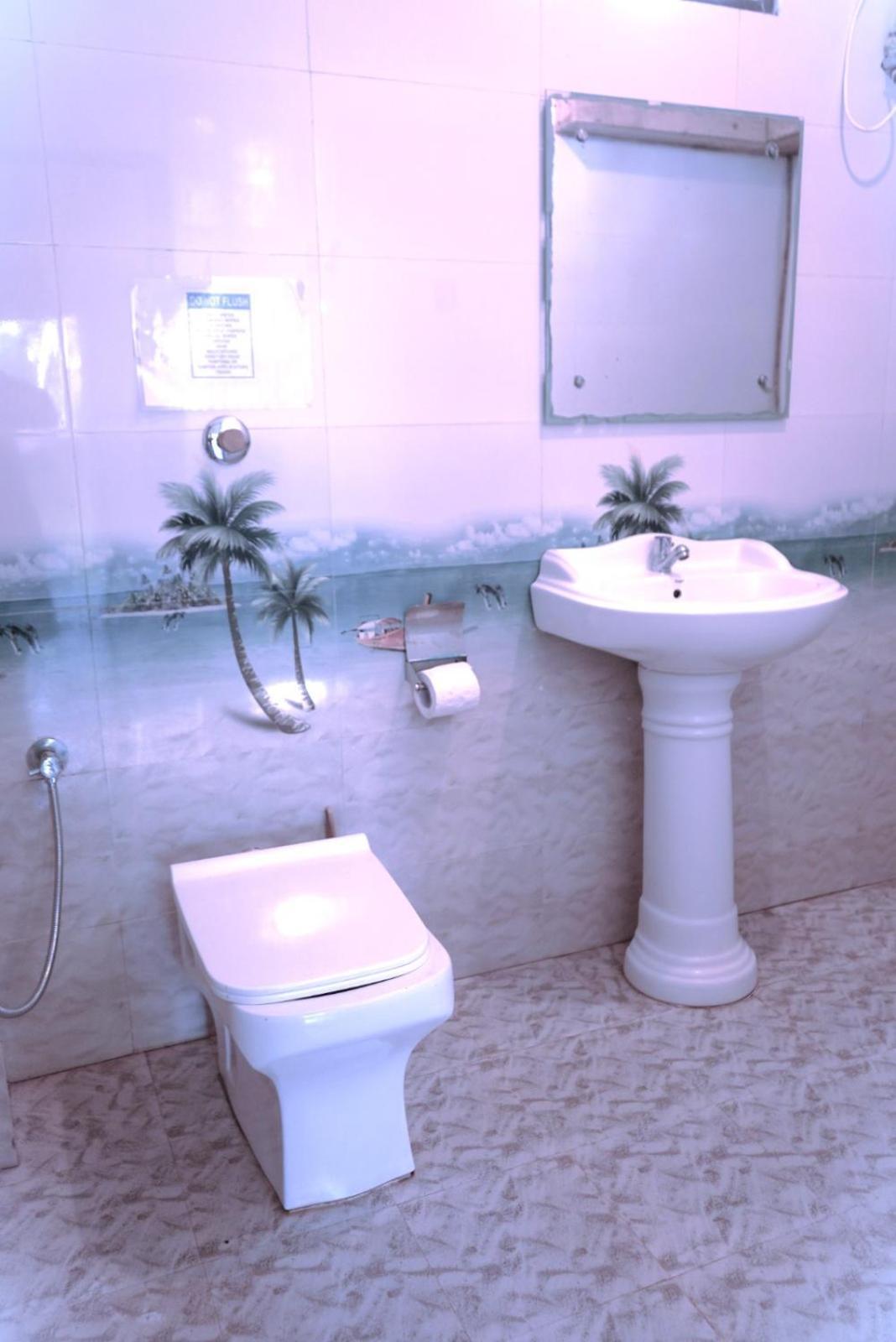This Is It Beachfront - Rooms, Cafe & Events 阿姆波尔 外观 照片