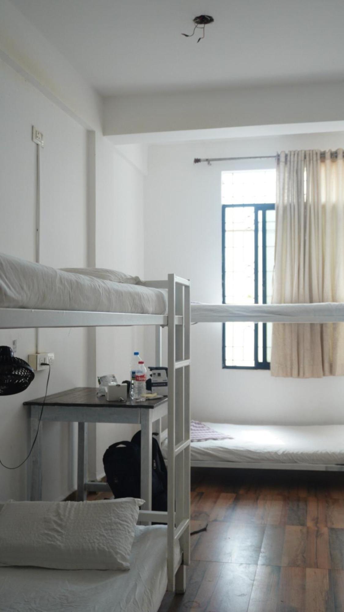 This Is It Beachfront - Rooms, Cafe & Events 阿姆波尔 外观 照片